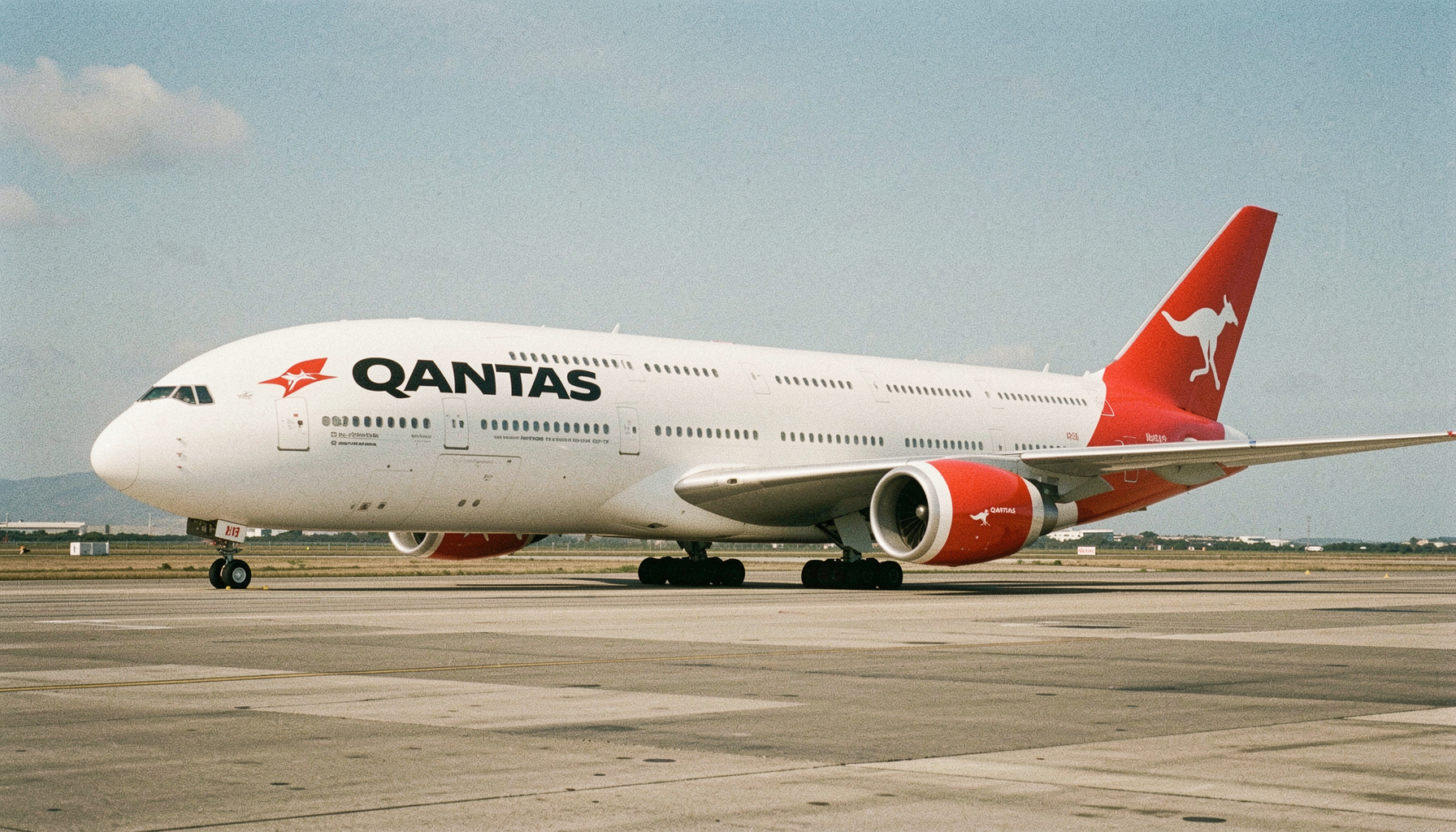 Qantas Bans Passenger After Bite Forces Melbourne Flight Into Tahiti